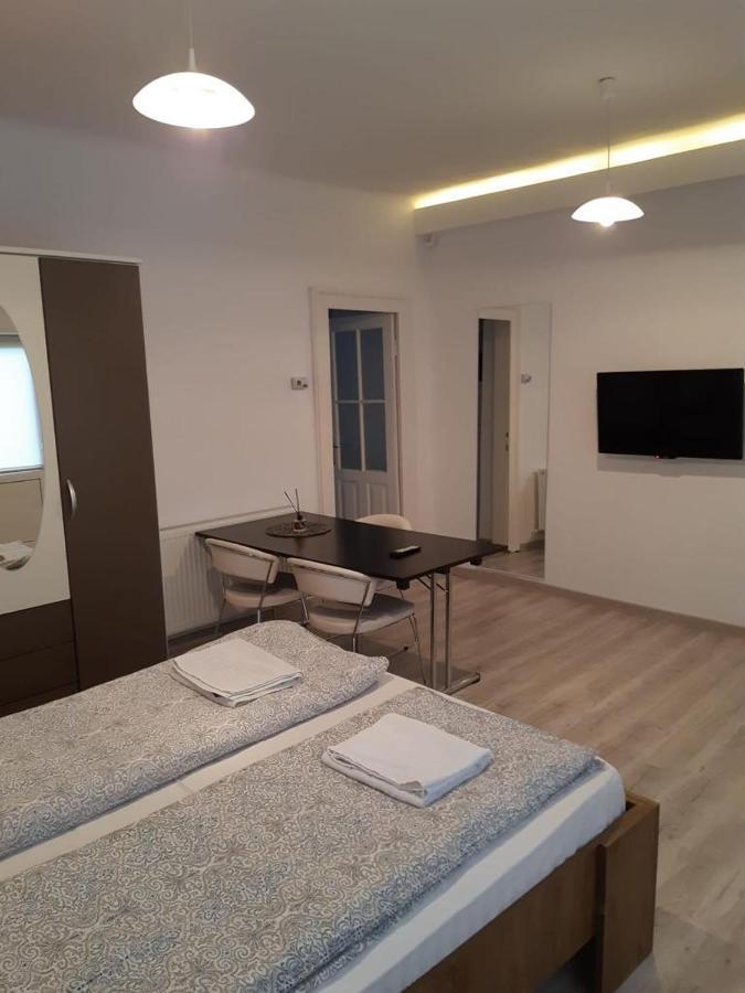Modern Apartament Central Old Town Braşov Eksteriør bilde